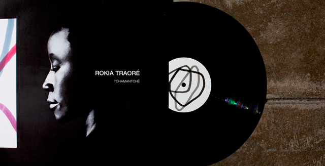 rokia-traore-tchamantche-vinyl-3